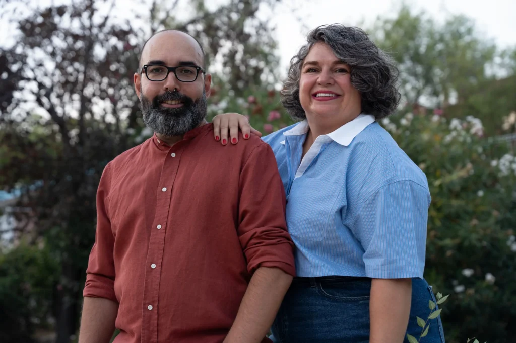 Mario y Vita, fundadores de VYM Studio, productora audiovisual en Madrid especializada en vídeo corporativo